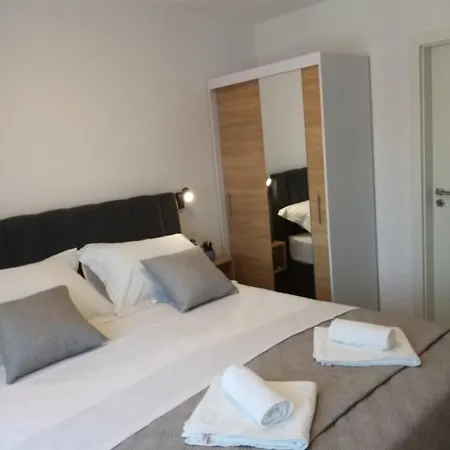 Lily Ka Lägenhet